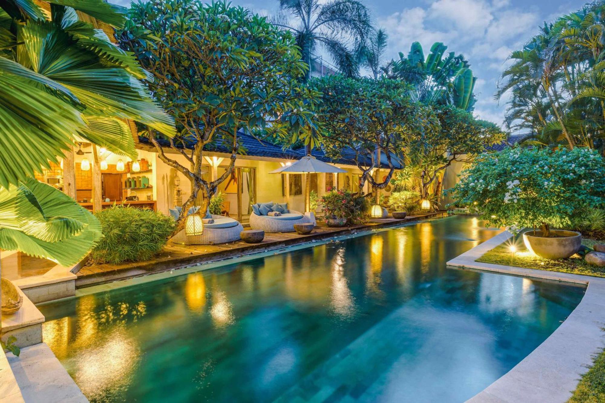 Villa Cinta Damai - Stunning & Stylish 4Br Luxury Villa In The Heart Of Seminyak, Just A 10-Min Walk To The Beach Kültér fotó