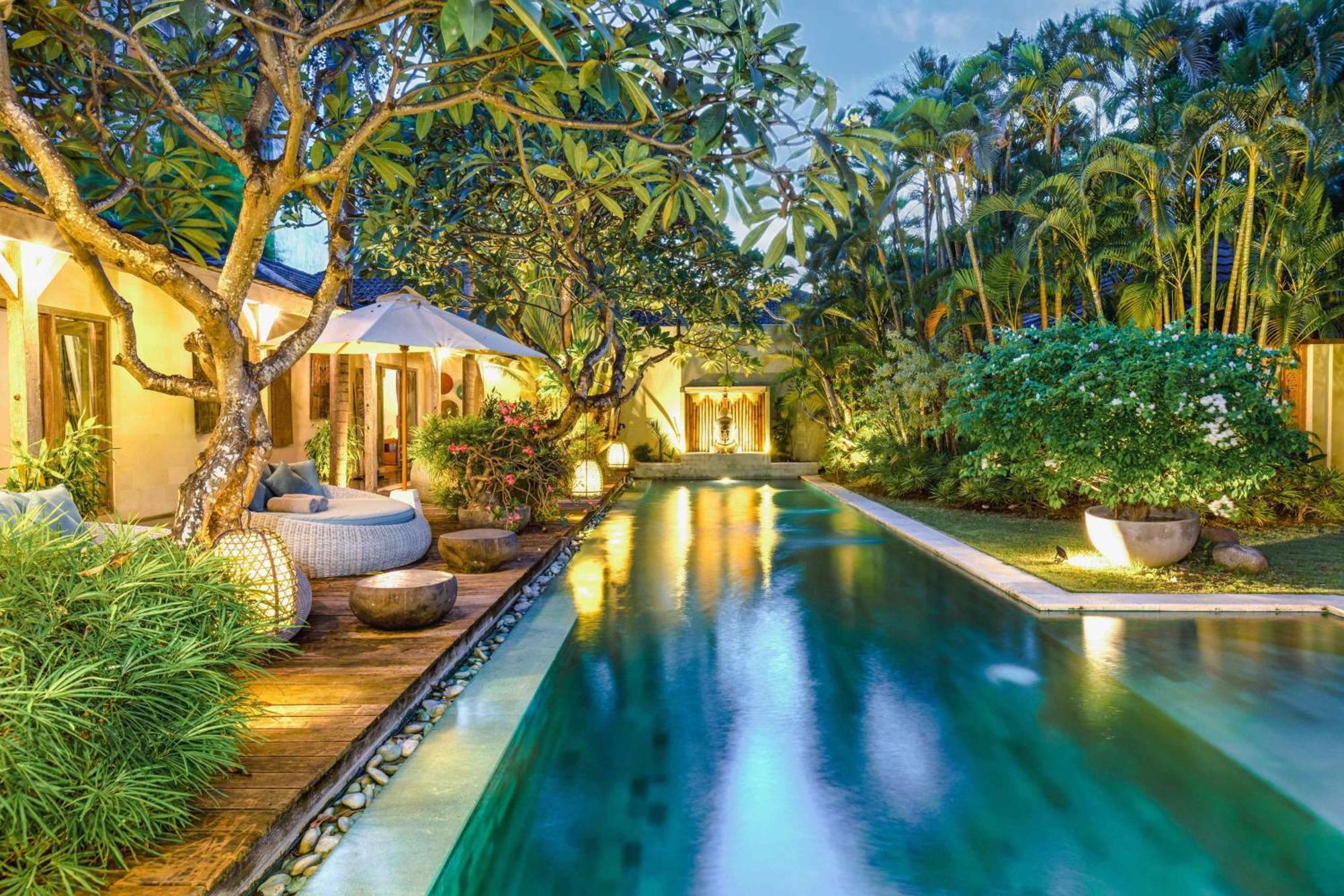 Villa Cinta Damai - Stunning & Stylish 4Br Luxury Villa In The Heart Of Seminyak, Just A 10-Min Walk To The Beach Kültér fotó