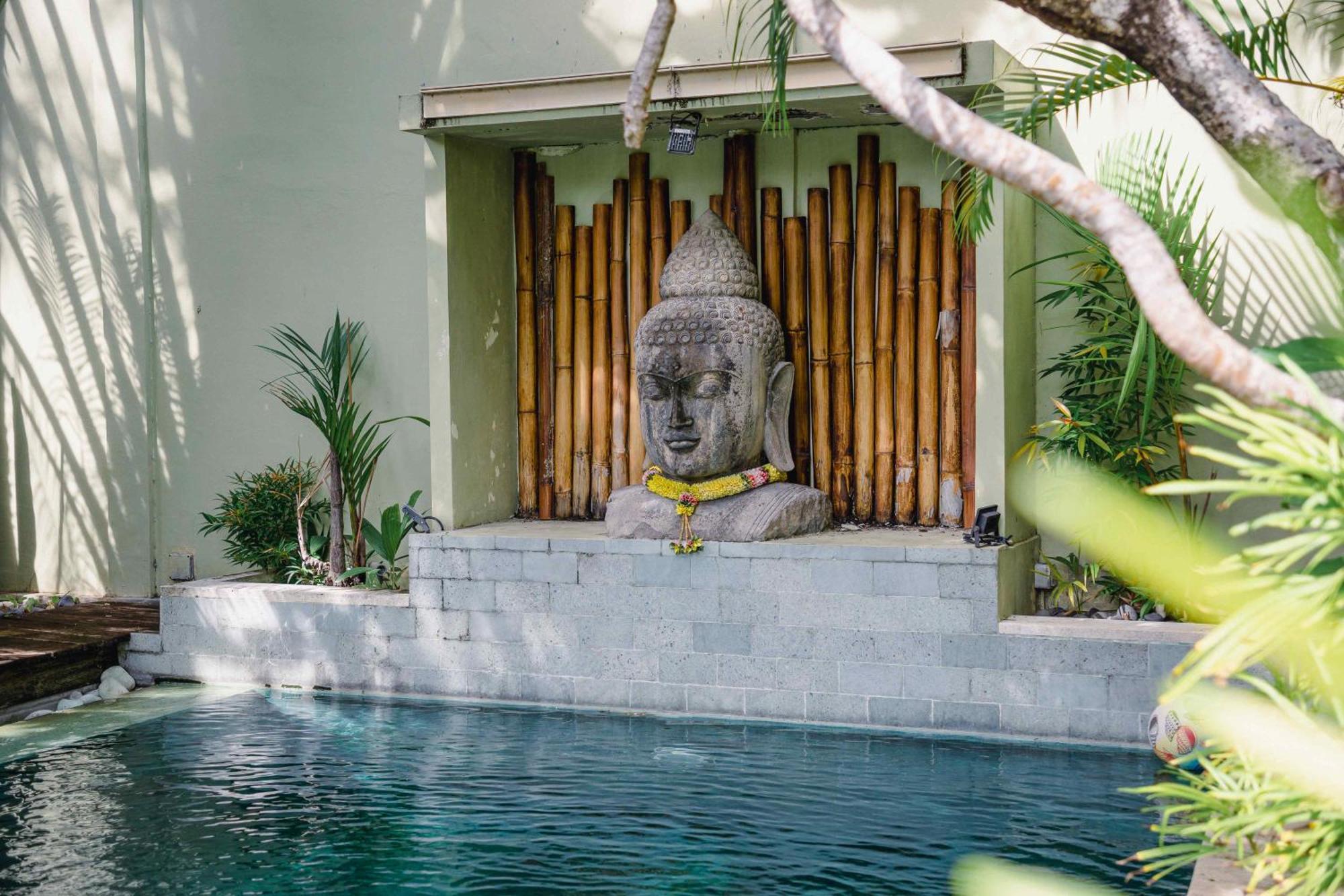 Villa Cinta Damai - Stunning & Stylish 4Br Luxury Villa In The Heart Of Seminyak, Just A 10-Min Walk To The Beach Kültér fotó